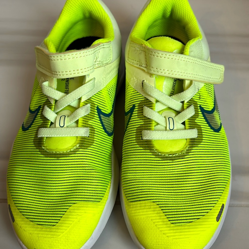 Kids Nike downshifted